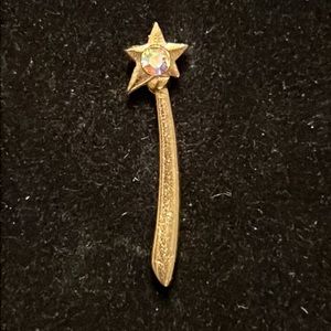 Vintage T&T FGM Gold Tone Shooting Star Comet Lapel Pin